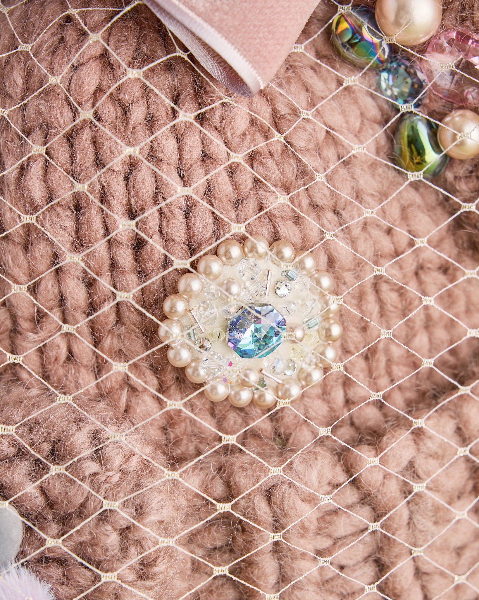 Mochaは11月上旬、Ivoryは12月中旬発送予定  CIQ258 Cozy Bear Hug