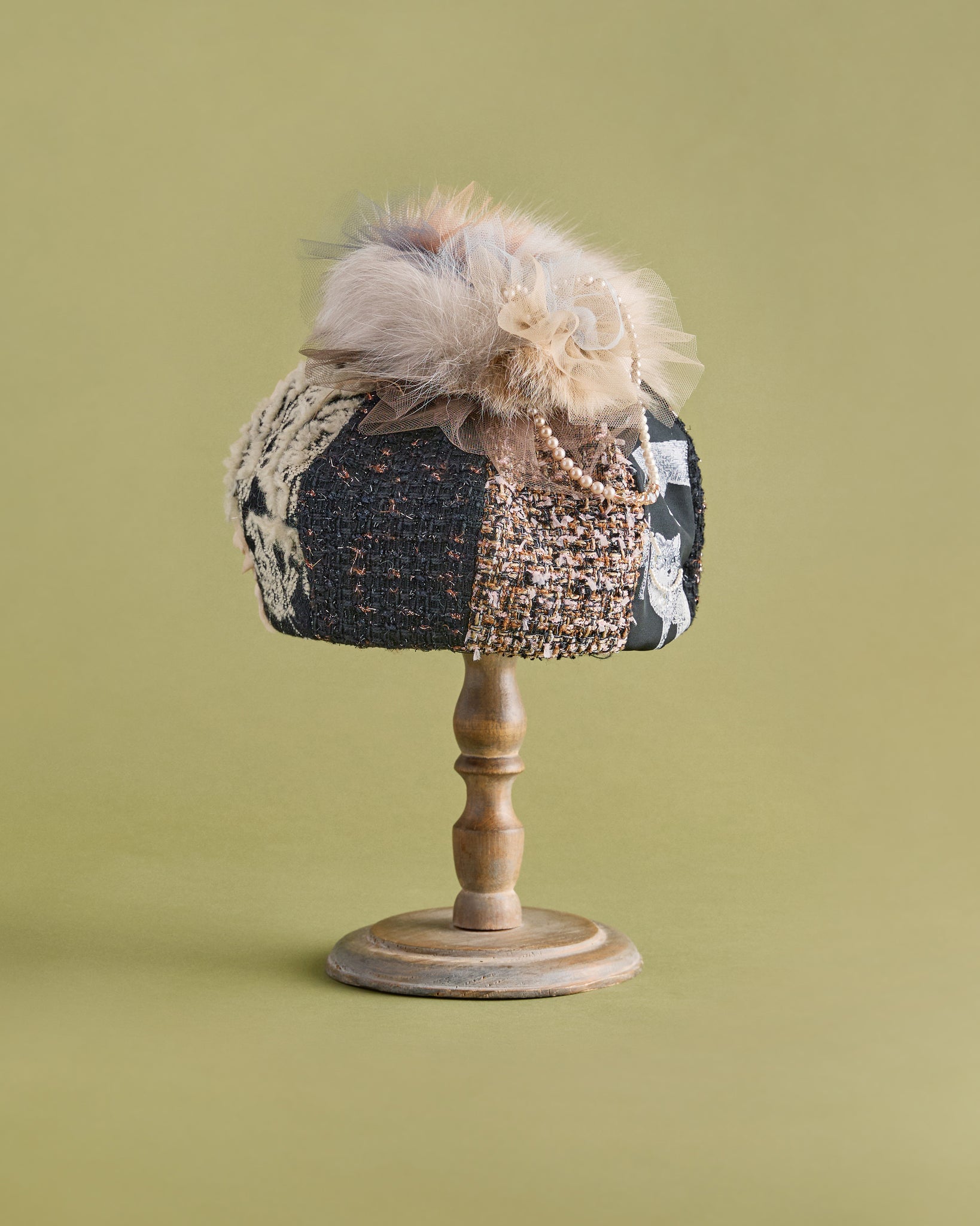 11月中旬発送予定　CIQ260 Moonshadow