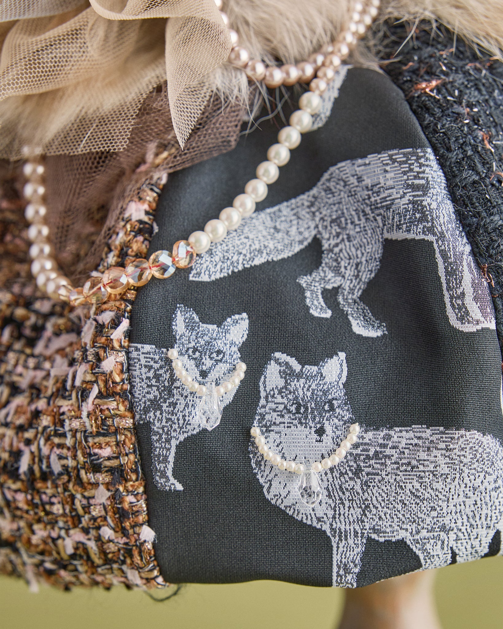 11月中旬発送予定　CIQ260 Moonshadow