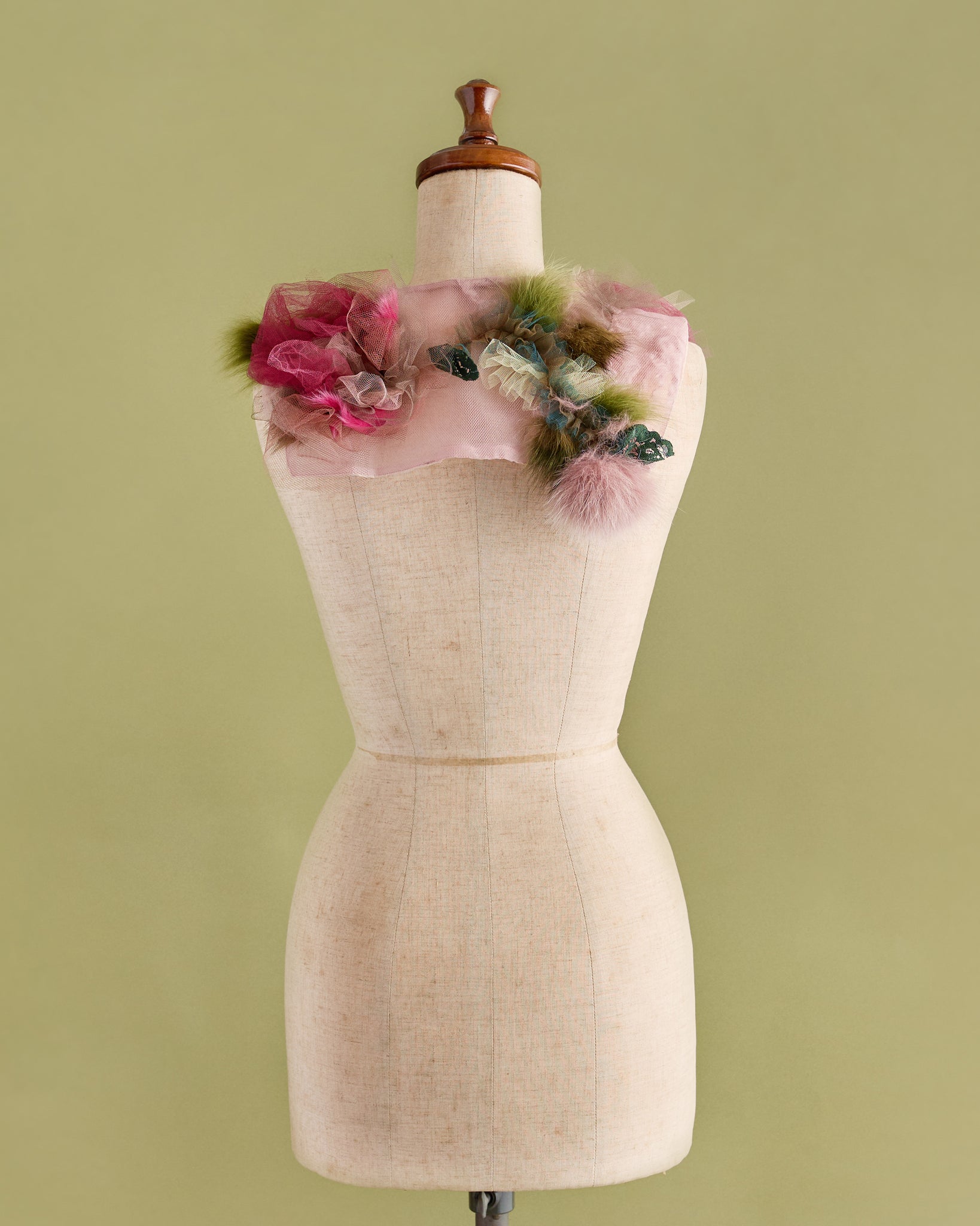 11月上旬発送予定  CIQ264 Moonlit Collar