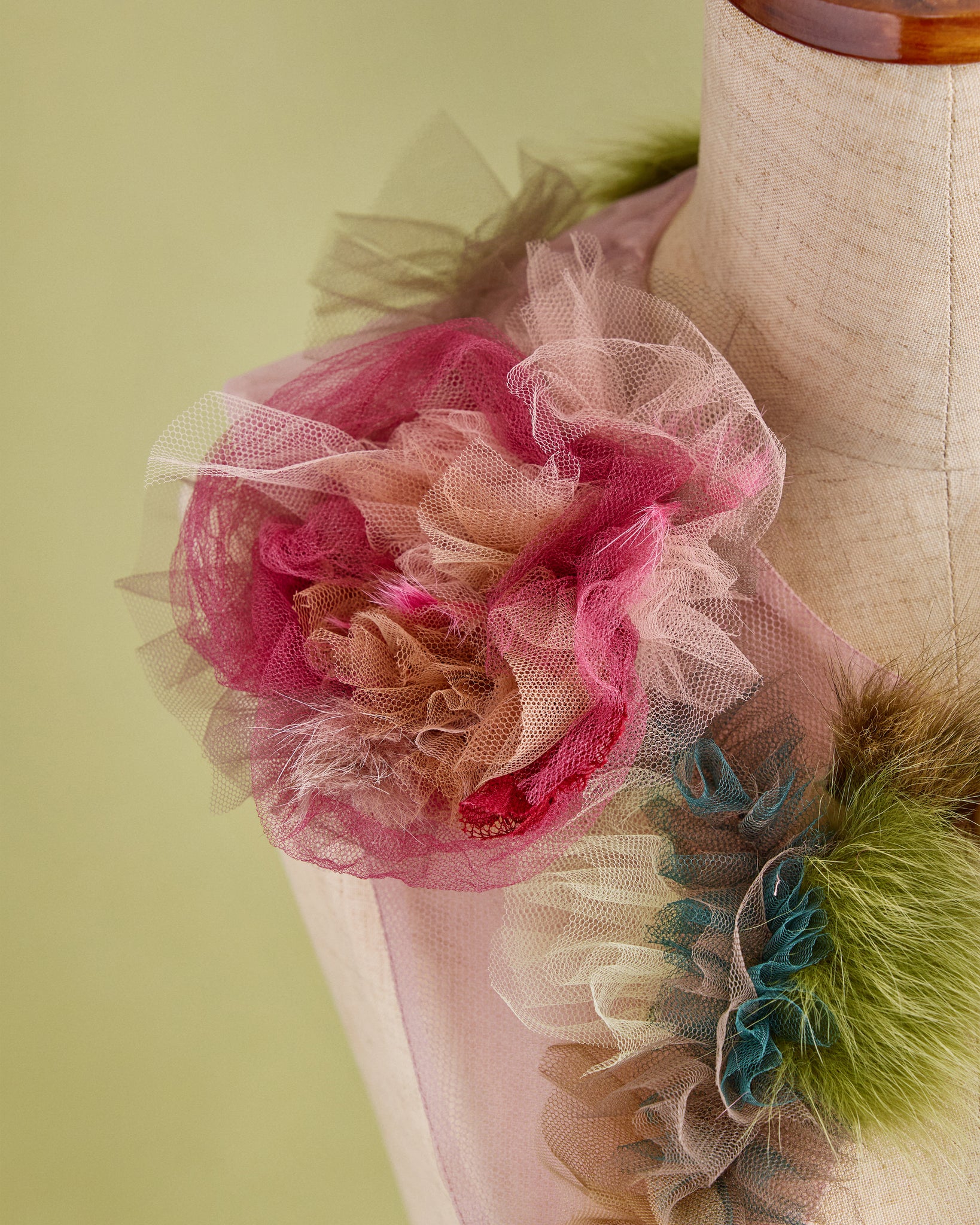 11月上旬発送予定  CIQ264 Moonlit Collar