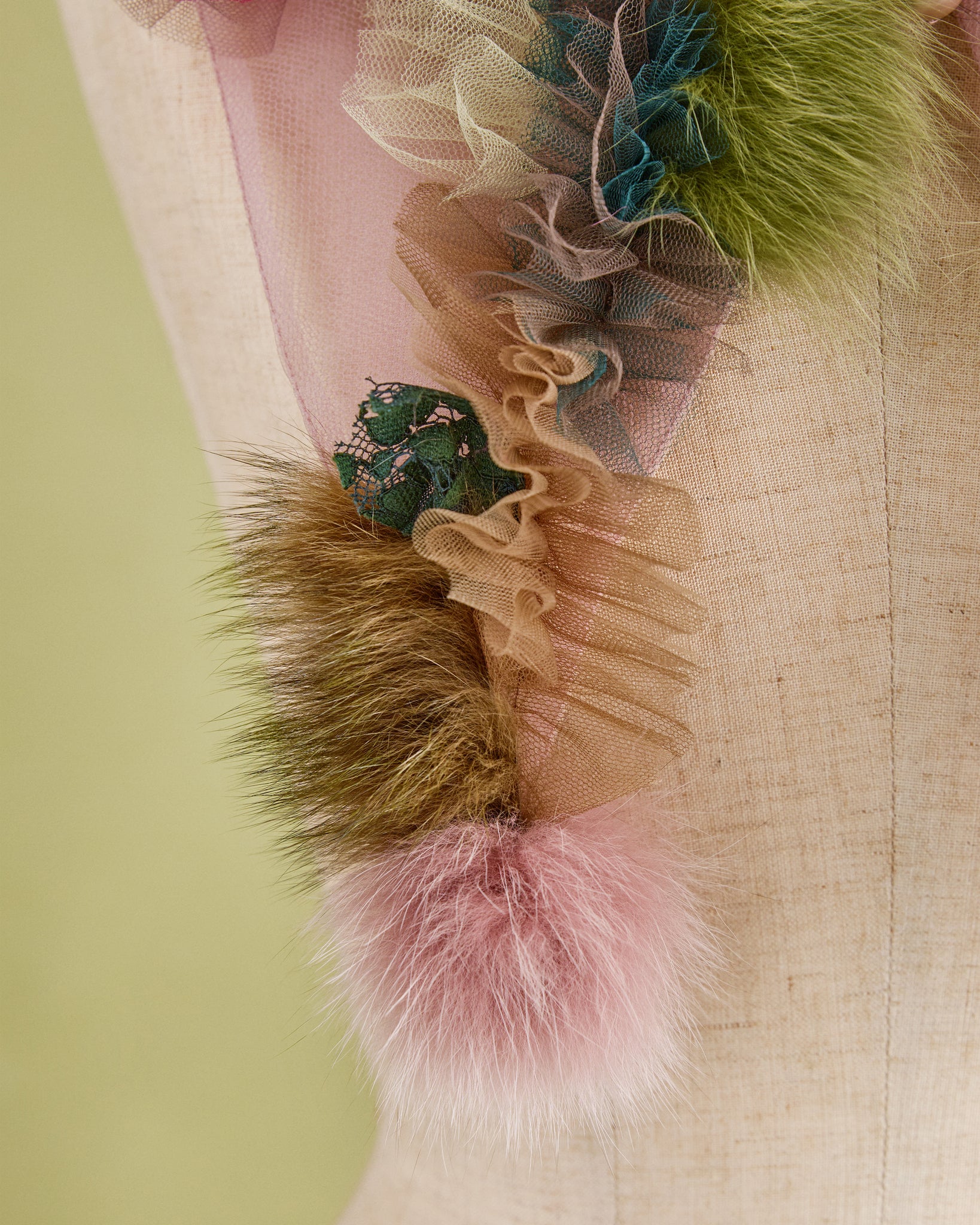 11月上旬発送予定  CIQ264 Moonlit Collar