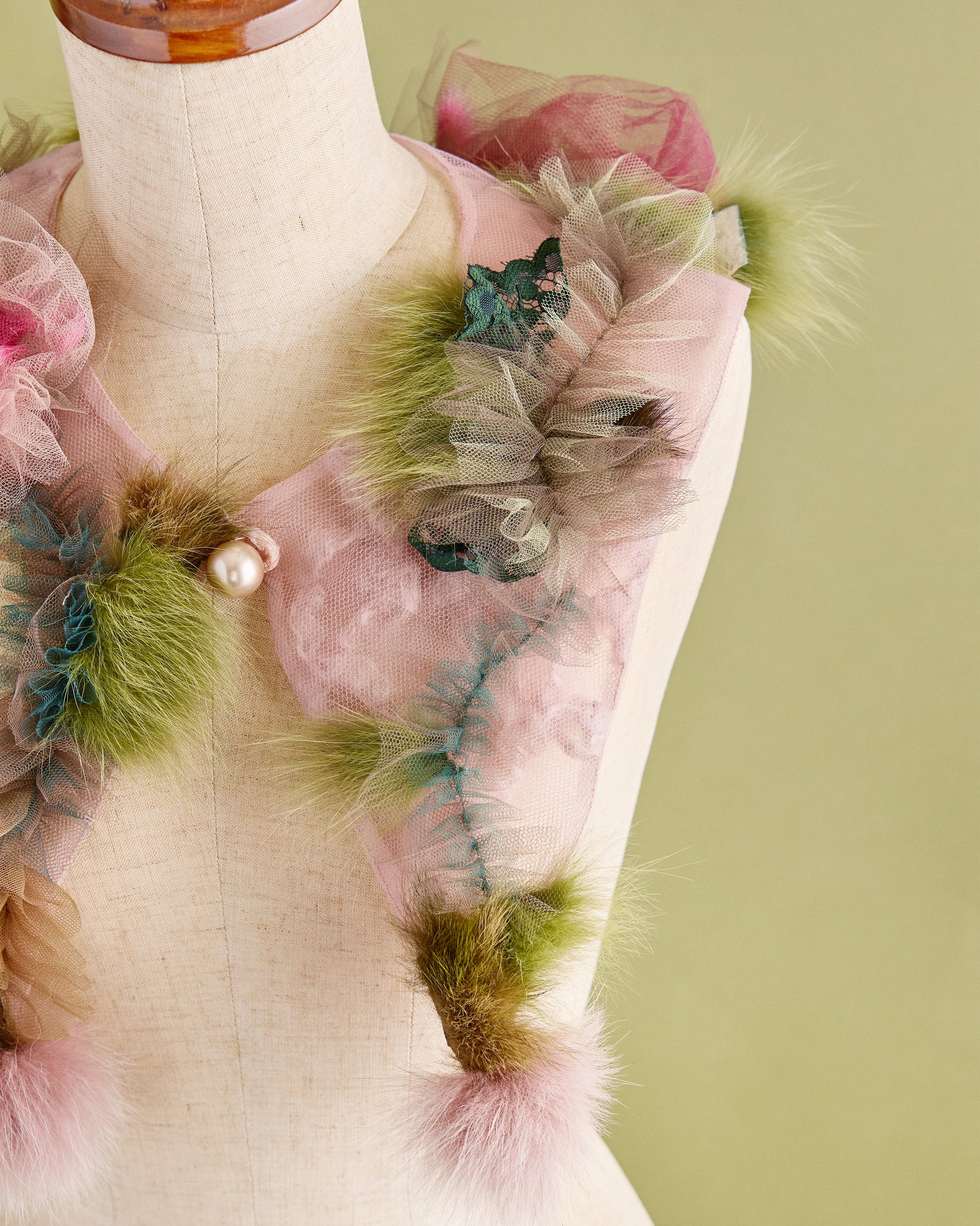 11月上旬発送予定  CIQ264 Moonlit Collar