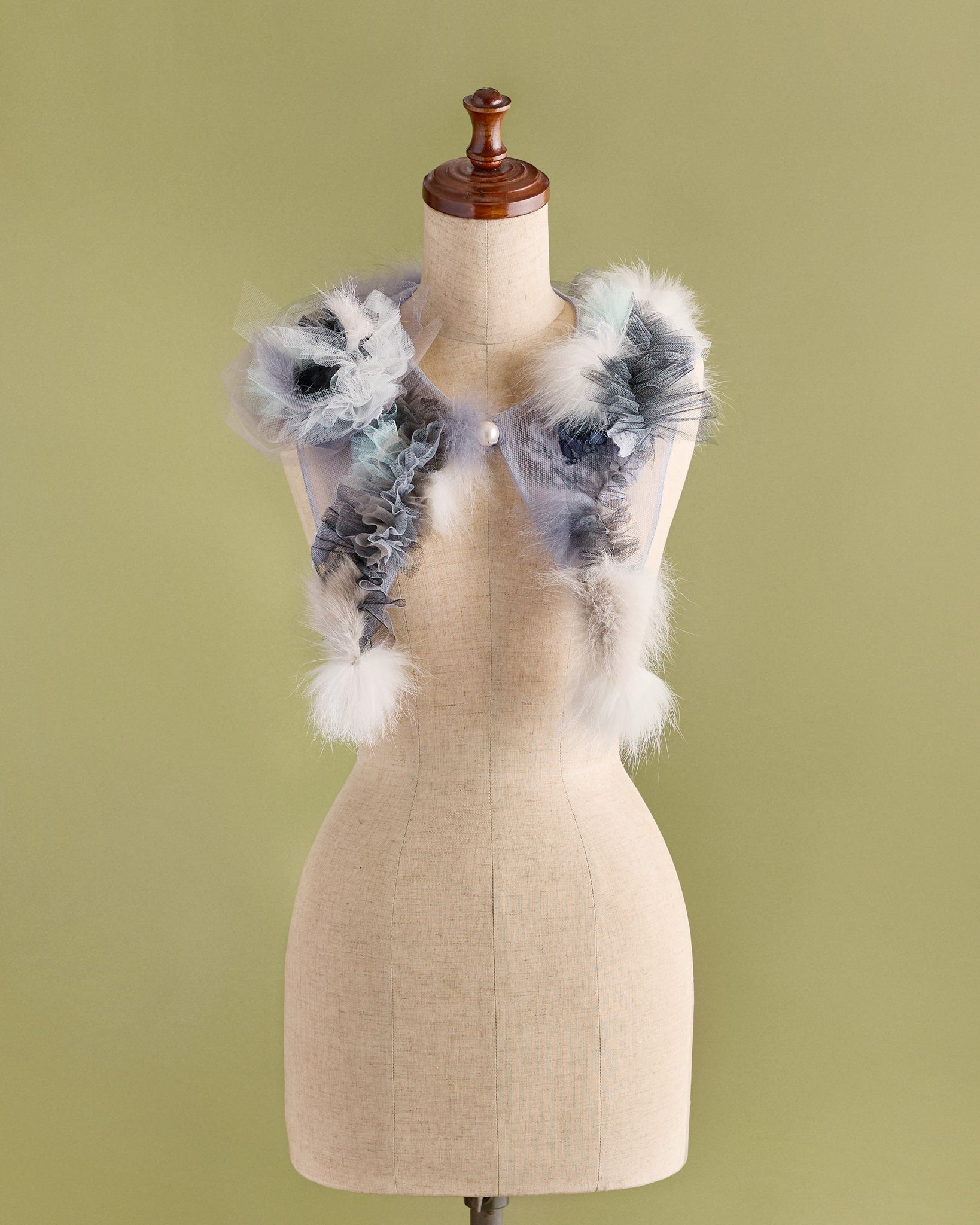 11月上旬発送予定  CIQ264 Moonlit Collar