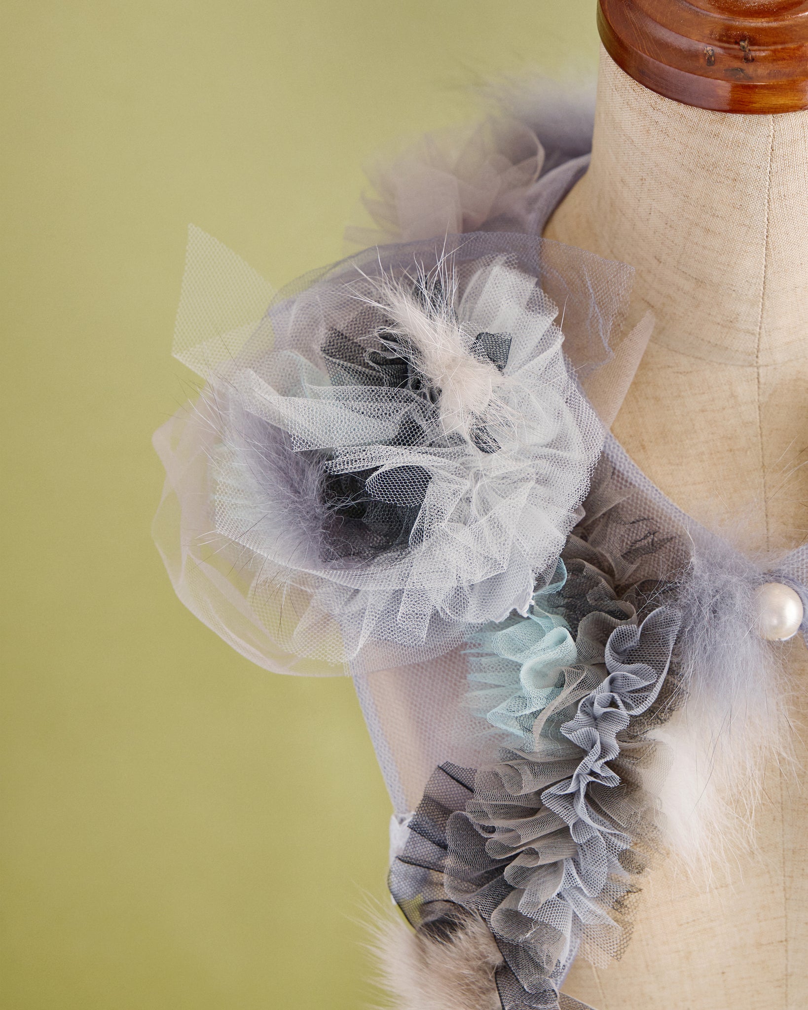 11月上旬発送予定  CIQ264 Moonlit Collar