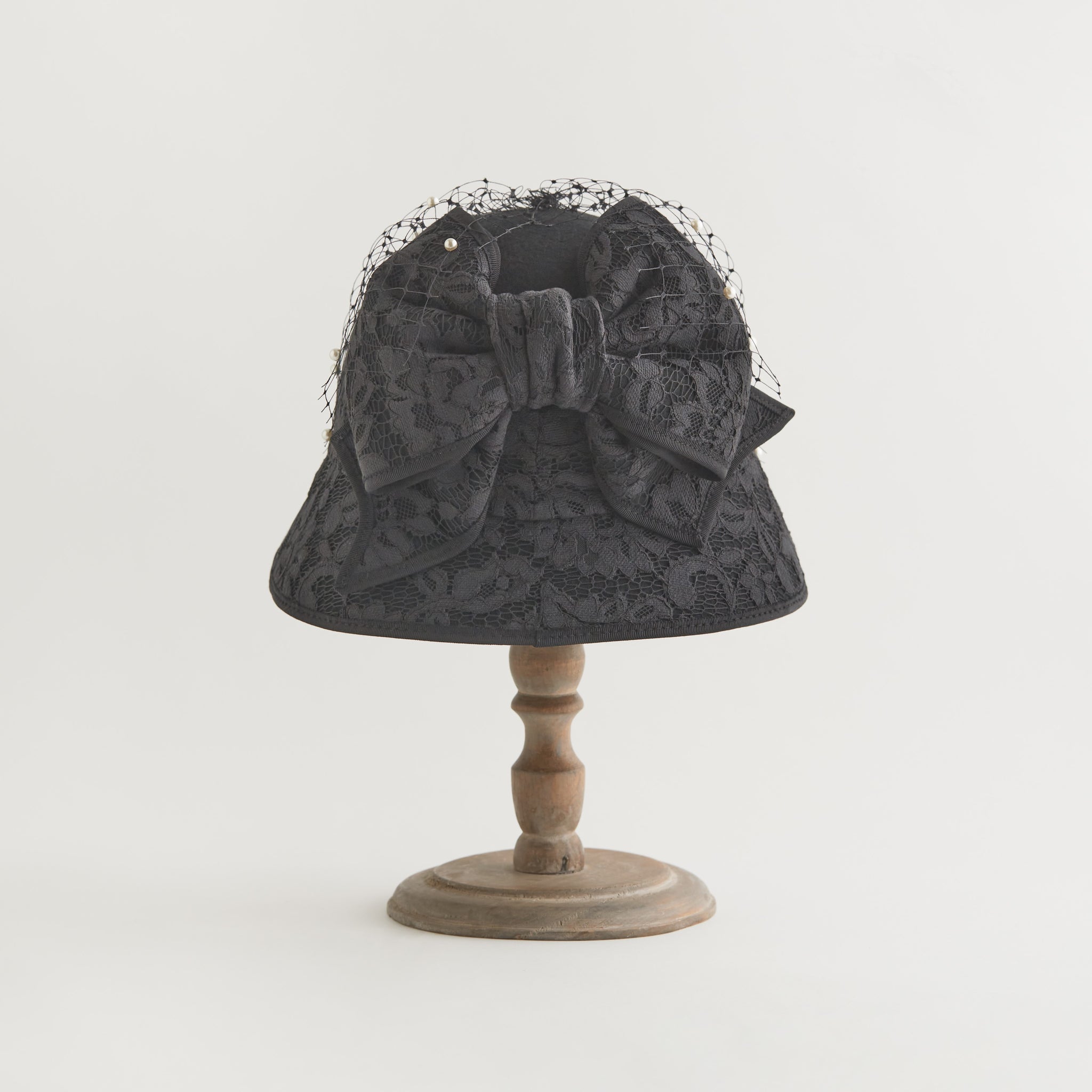 CIQ036r　le chat perle