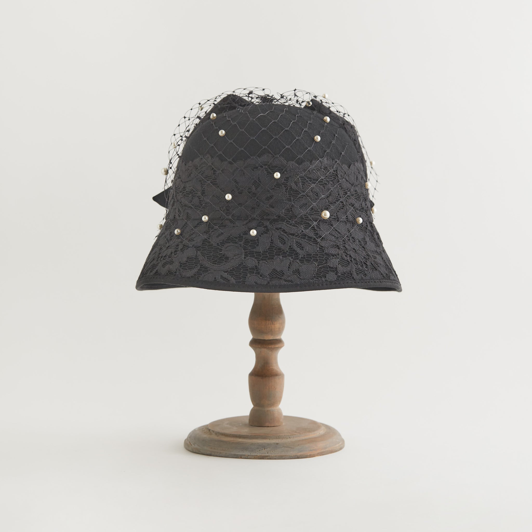 CIQ036r　le chat perle