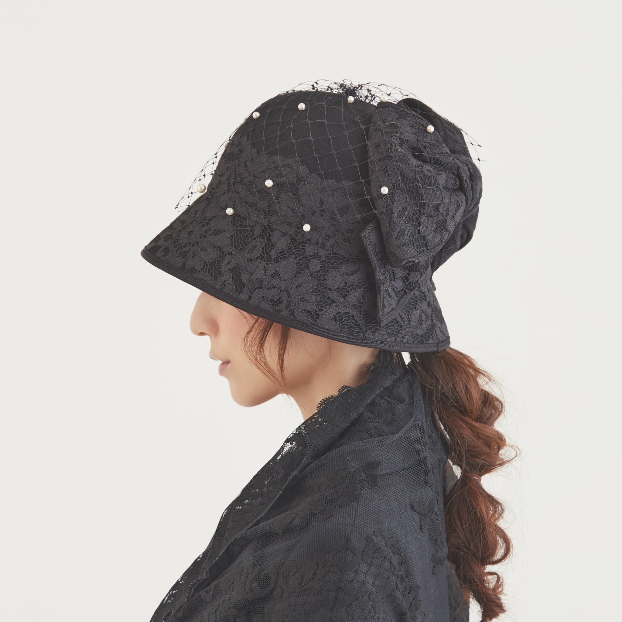 CIQ036r　le chat perle