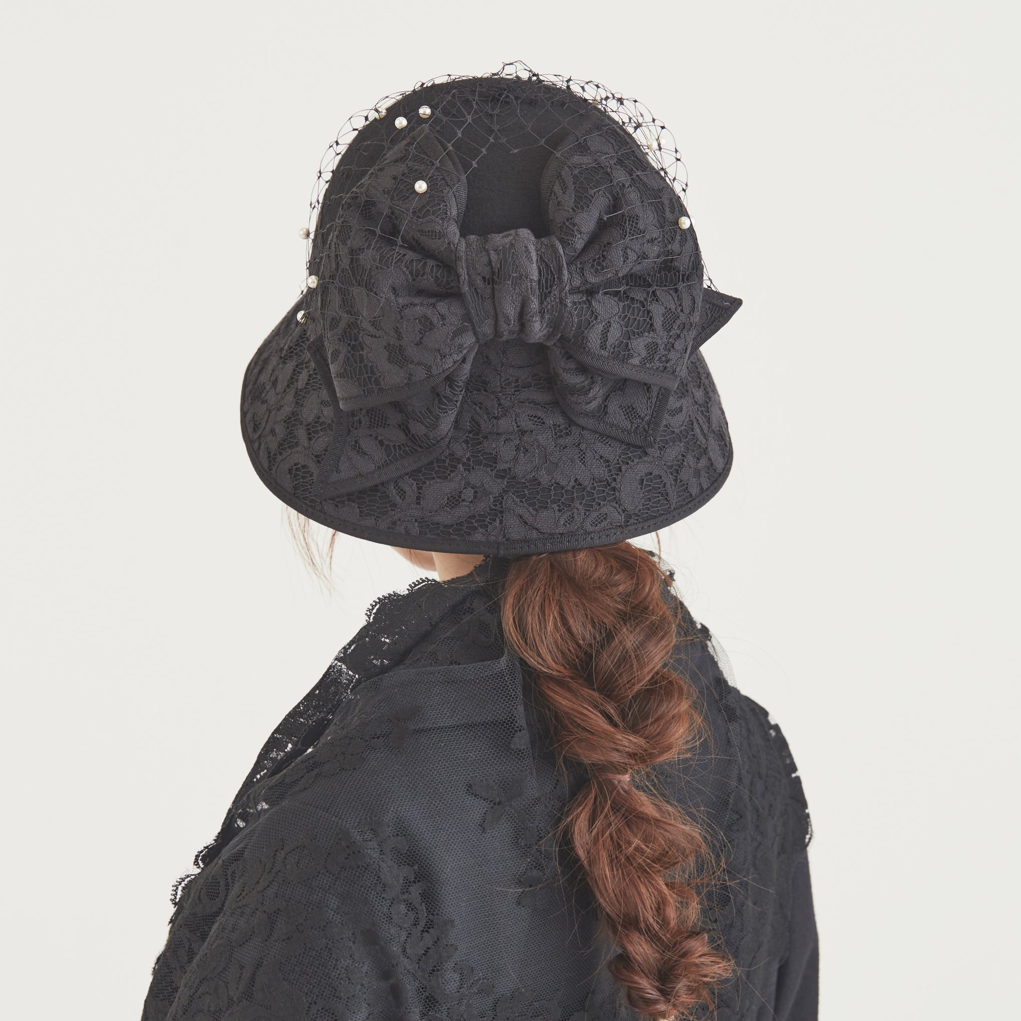 CIQ036r　le chat perle